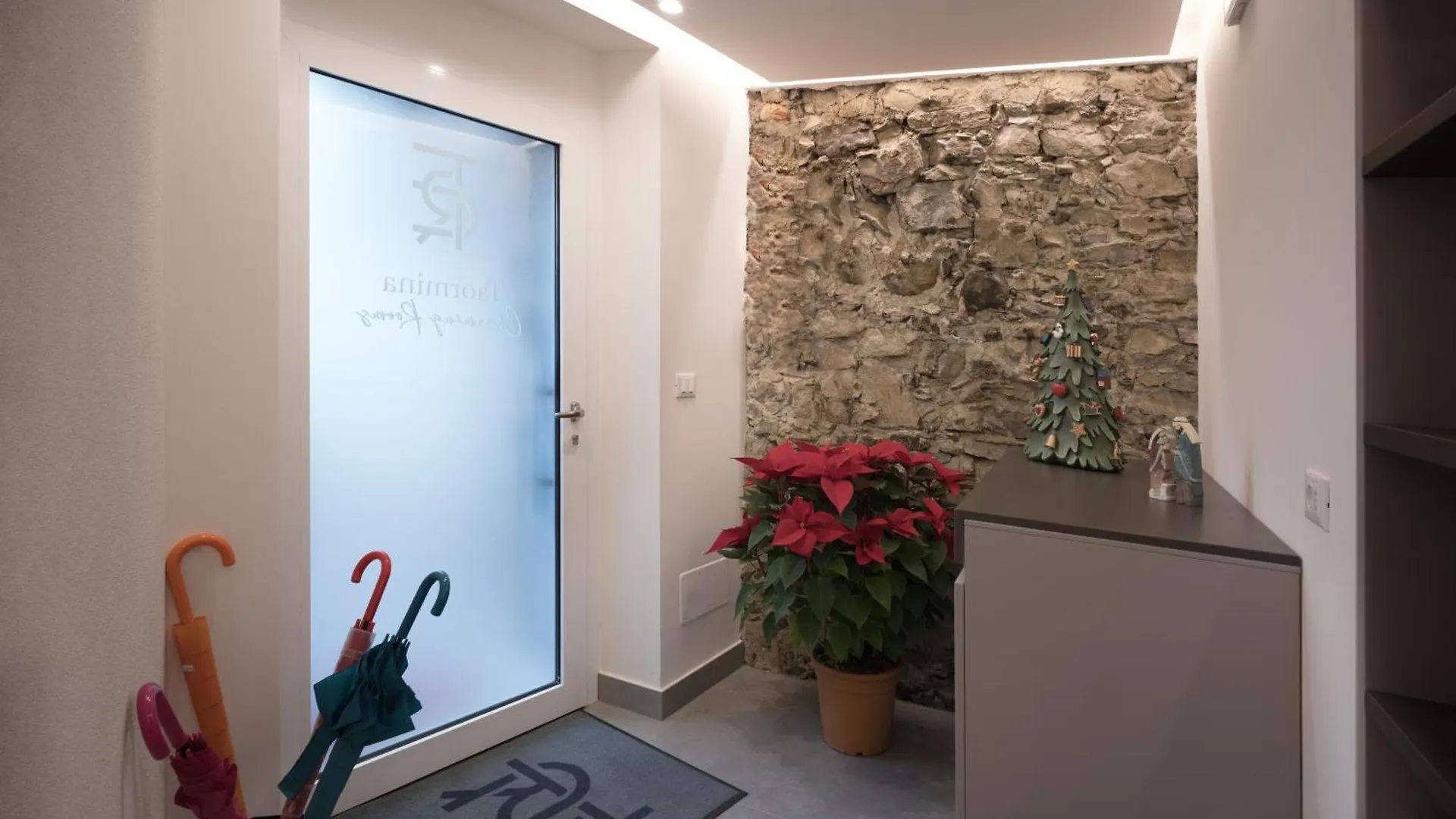 Taormina Charming Rooms