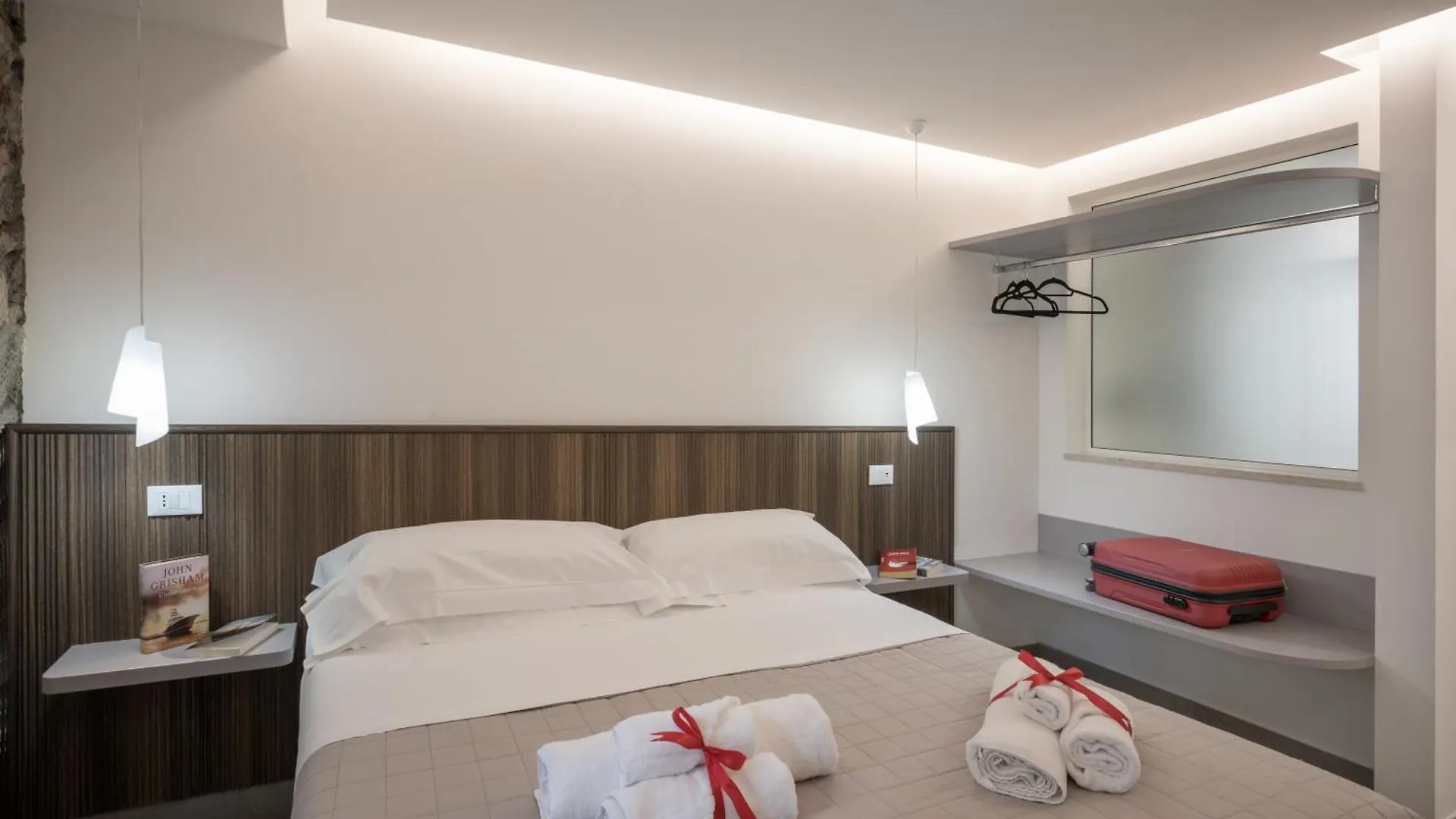 Taormina Charming Rooms
